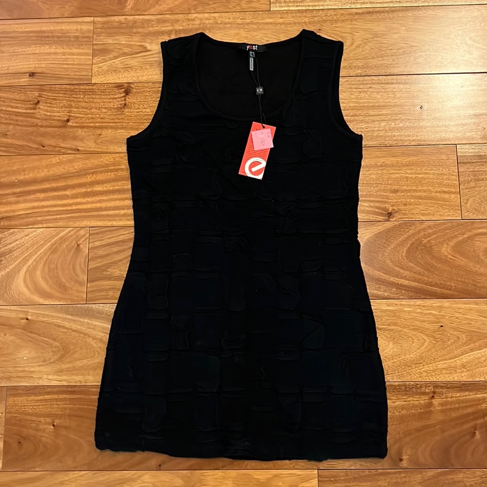 Yest sleeveless top/tunic, NWT, size XS